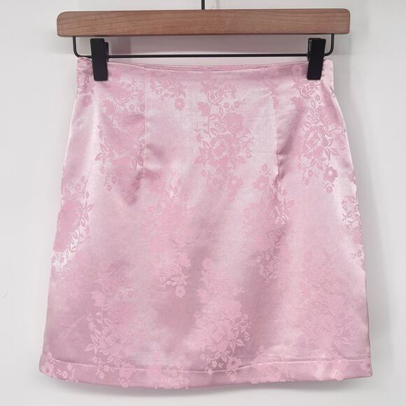 Princess Polly Light Pink Floral Blossom Satin Mini Skirt Size 0 - Picture 2 of 4